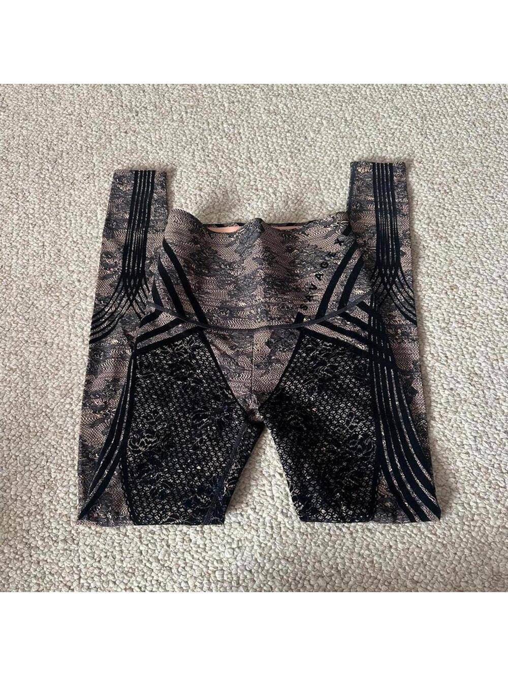 Savage x Fenty black lace looking leggings